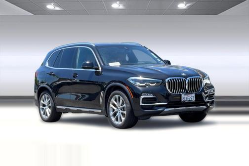 Black Sapphire Metallic 2019 BMW X5 xDrive40i