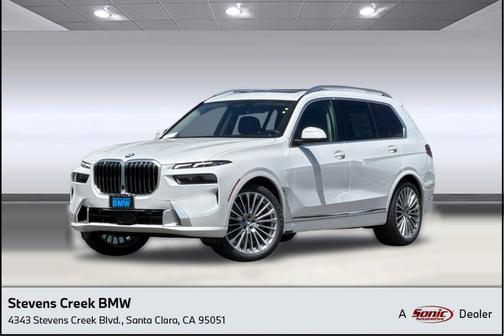 Mineral White Metallic 2027 BMW X7 xDrive40i