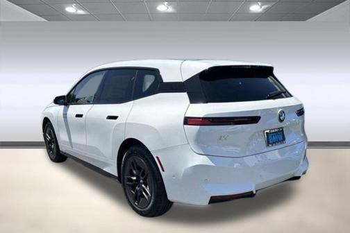 2026 BMW iX xDrive60