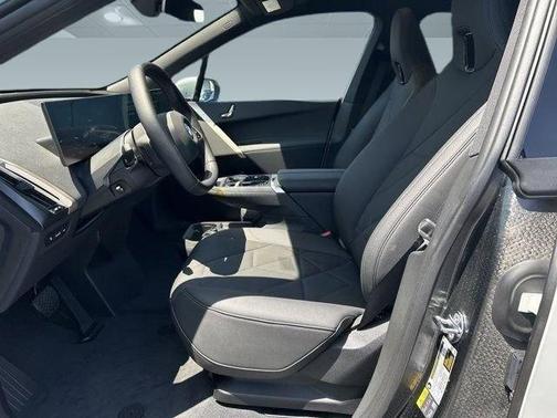 2026 BMW iX xDrive60