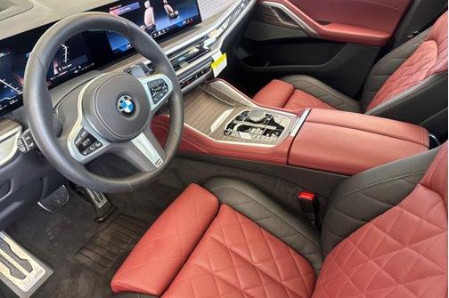 Brooklyn Grey Metallic 2024 BMW X6 xDrive40i