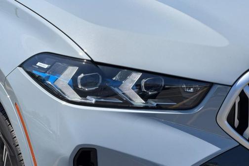 Brooklyn Grey Metallic 2024 BMW X6 xDrive40i