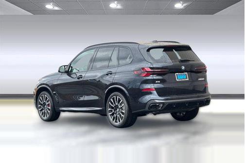 Carbon Black Metallic 2026 BMW X5 M60i