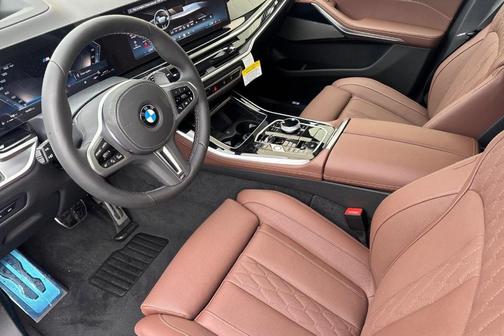 Carbon Black Metallic 2026 BMW X5 M60i