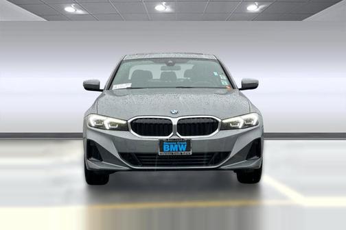 2025 BMW 330 i xDrive