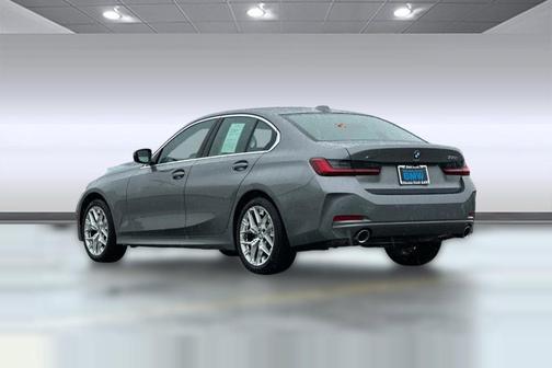 2025 BMW 330 i xDrive