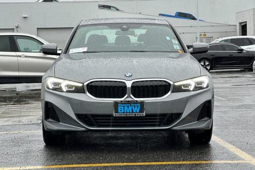 2025 BMW 330 i xDrive