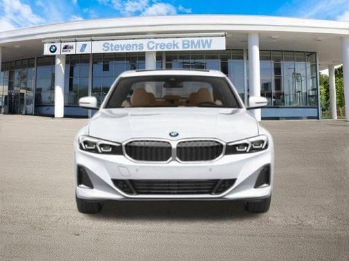 2025 BMW 330 i xDrive