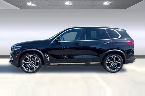 Jet Black 2022 BMW X5 sDrive40i