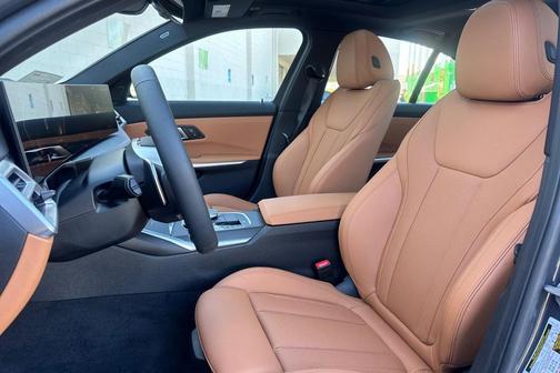 Dravit Grey Metallic 2026 BMW 330 330i