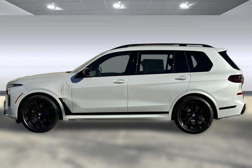 2026 BMW X7 M60i