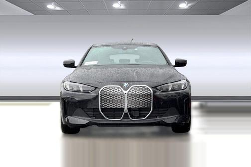 Black Sapphire Metallic 2026 BMW i4 Gran Coupe xDrive40