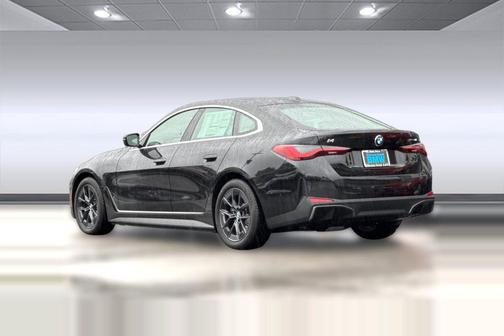Black Sapphire Metallic 2026 BMW i4 Gran Coupe xDrive40
