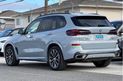 Brooklyn Grey Metallic 2024 BMW X5 PHEV xDrive50e