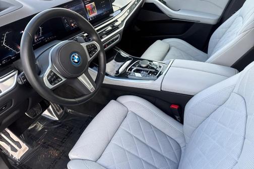 Brooklyn Grey Metallic 2024 BMW X5 PHEV xDrive50e