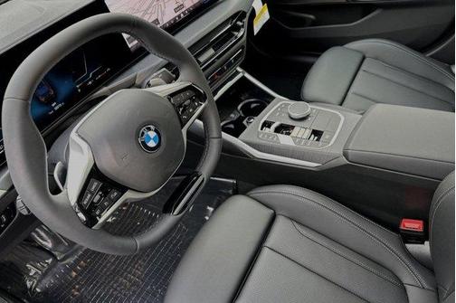 2025 BMW 330 i