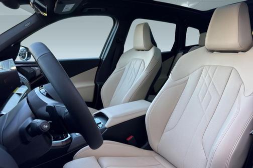 Mineral White Metallic 2026 BMW X3 30 xDrive
