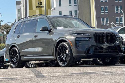 2026 BMW X7 xDrive40i
