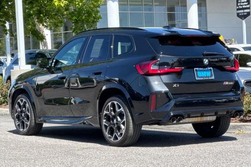 Black Sapphire Metallic 2024 BMW X1 M35i