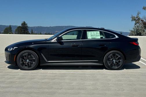 Black Sapphire Metallic 2026 BMW i4 Gran Coupe eDrive40