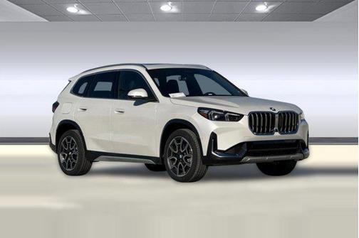 Mineral White Metallic 2026 BMW X1 xDrive28i