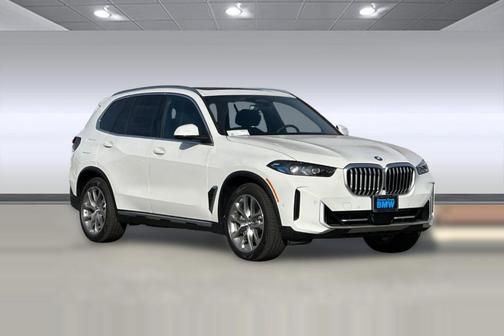 Alpine White 2026 BMW X5 PHEV xDrive50e