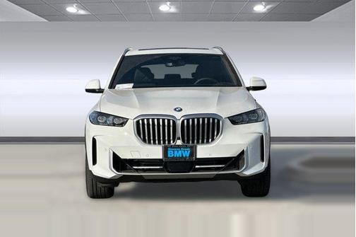 Alpine White 2026 BMW X5 PHEV xDrive50e