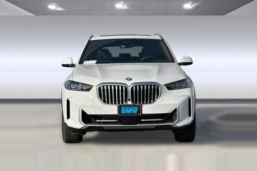 Alpine White 2026 BMW X5 PHEV xDrive50e