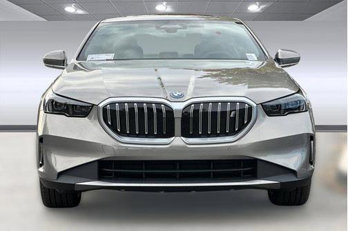 2026 BMW i5 eDrive40