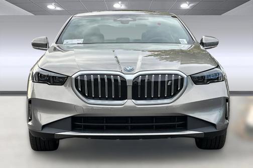 2026 BMW i5 eDrive40