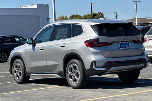 2025 BMW X1 xDrive28i