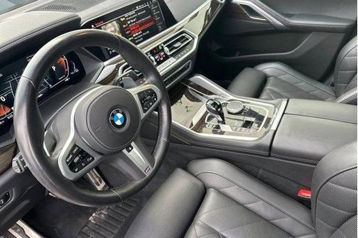 2023 BMW X6 xDrive40i