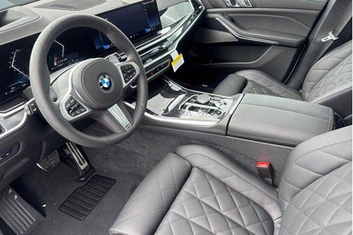 Mineral White Metallic 2026 BMW X5 xDrive40i