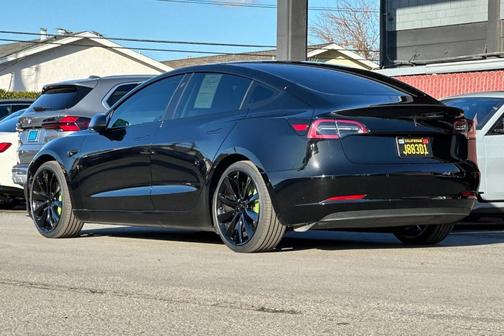 2021 Tesla Model 3 Standard Range Plus