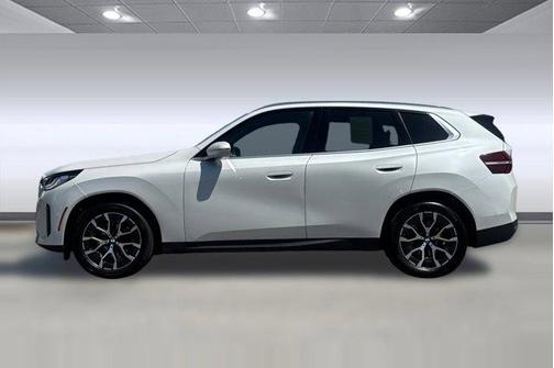 Mineral White Metallic 2026 BMW X3 30 xDrive