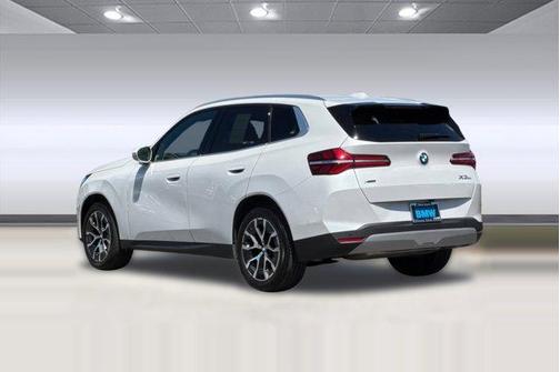 Mineral White Metallic 2026 BMW X3 30 xDrive