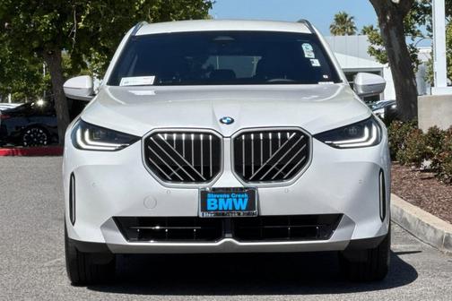 Mineral White Metallic 2026 BMW X3 30 xDrive