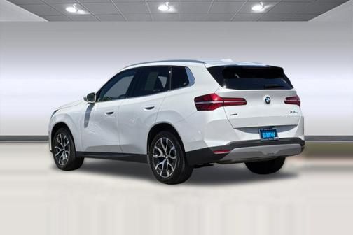 Mineral White Metallic 2026 BMW X3 30 xDrive