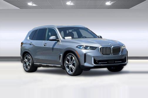 Skyscraper Grey Metallic 2026 BMW X5 PHEV xDrive50e