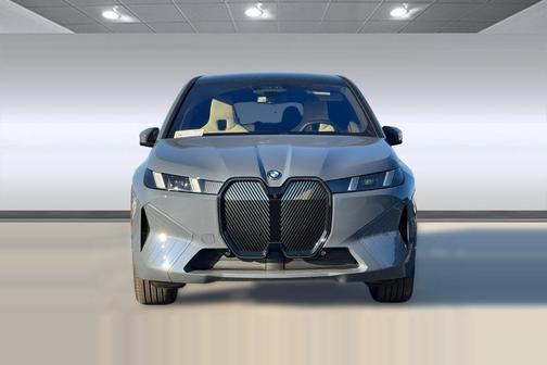 2026 BMW iX xDrive45