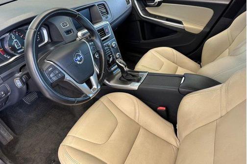 2015 Volvo V60 T5 Premier