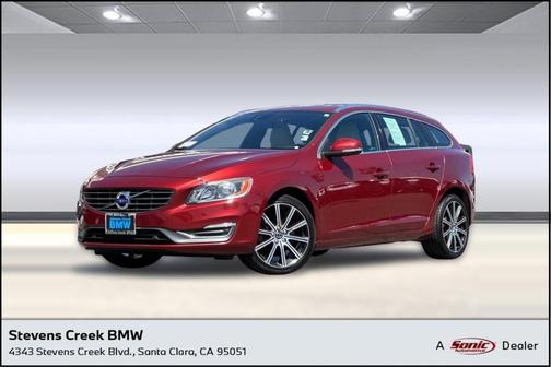 Flamenco Red Metallic 2015 Volvo V60 T5 Premier