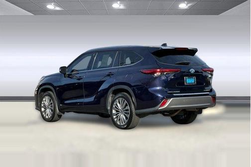 Blueprint 2022 Toyota Highlander Hybrid Platinum