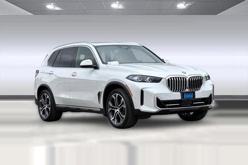 Mineral White Metallic 2026 BMW X5 xDrive40i