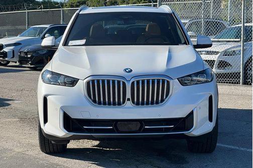 2026 BMW X5 PHEV xDrive50e