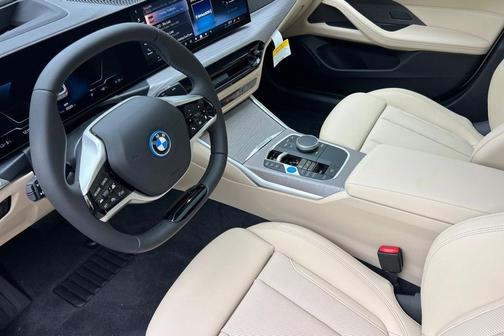 Alpine White 2025 BMW i4 Gran Coupe xDrive40