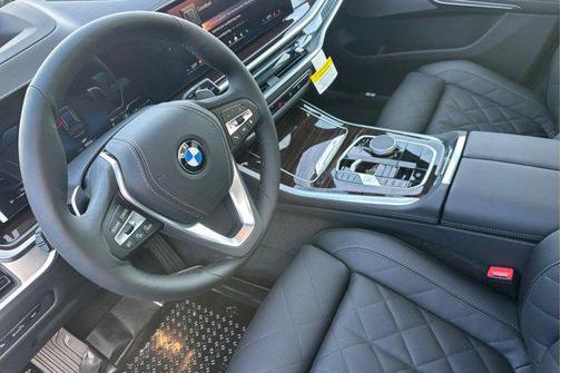 Black Sapphire Metallic 2026 BMW X5 xDrive40i