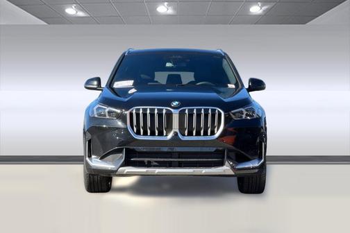 Black Sapphire Metallic 2026 BMW X1 xDrive28i
