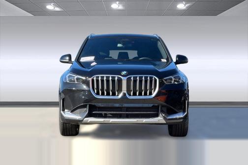 Black Sapphire Metallic 2026 BMW X1 xDrive28i