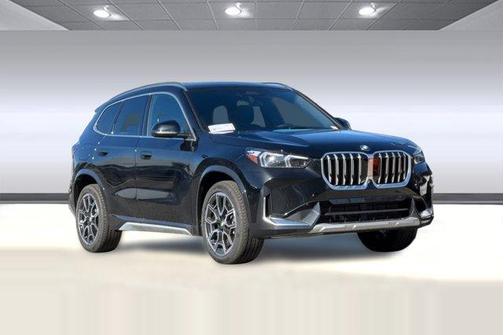 Black Sapphire Metallic 2026 BMW X1 xDrive28i